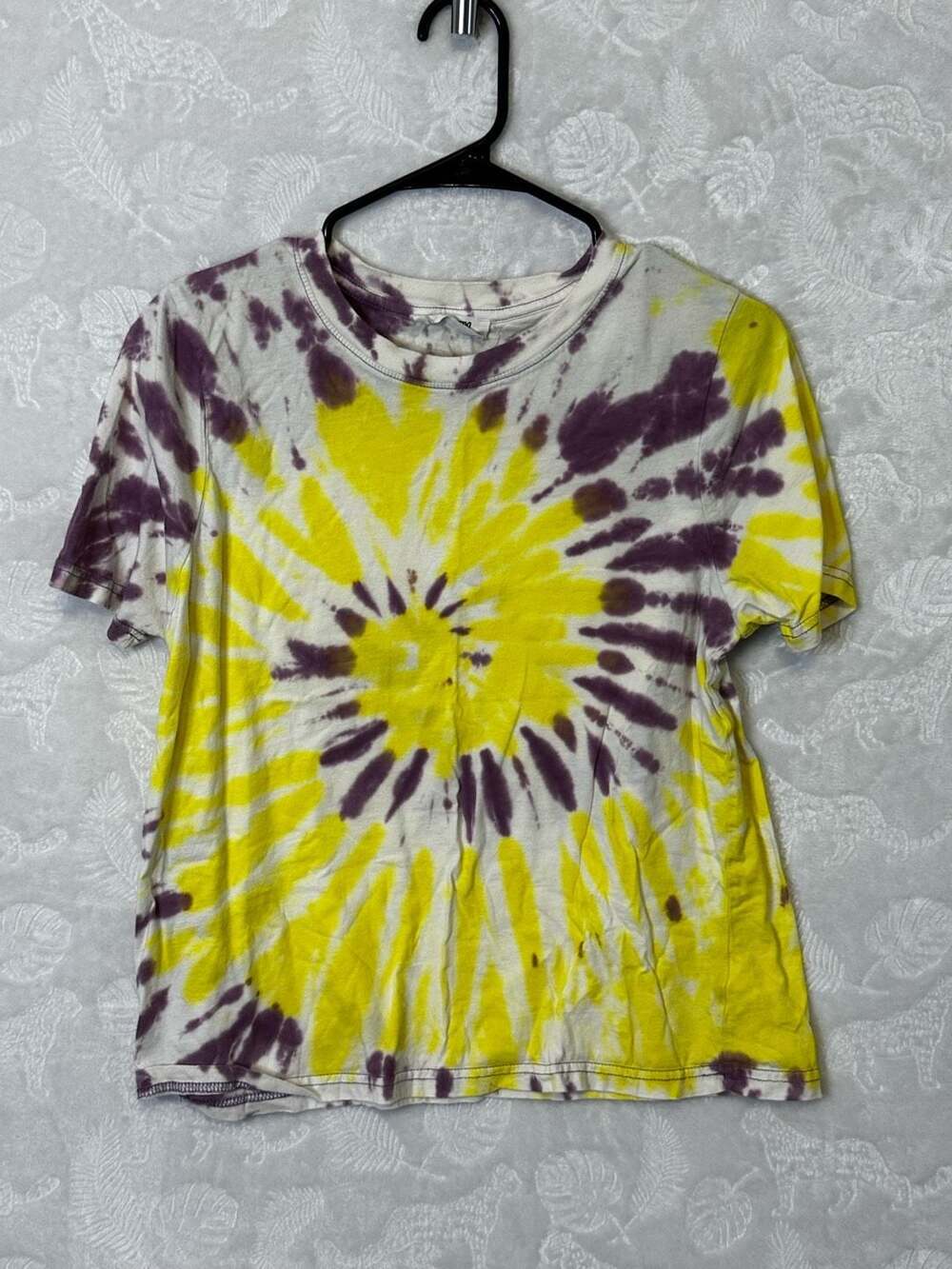 Double Zero Yellow and Purple Tie-Dye Short Sleeve T-Shirt